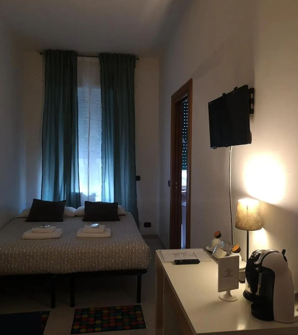 Suites Holiday Rooms Roma