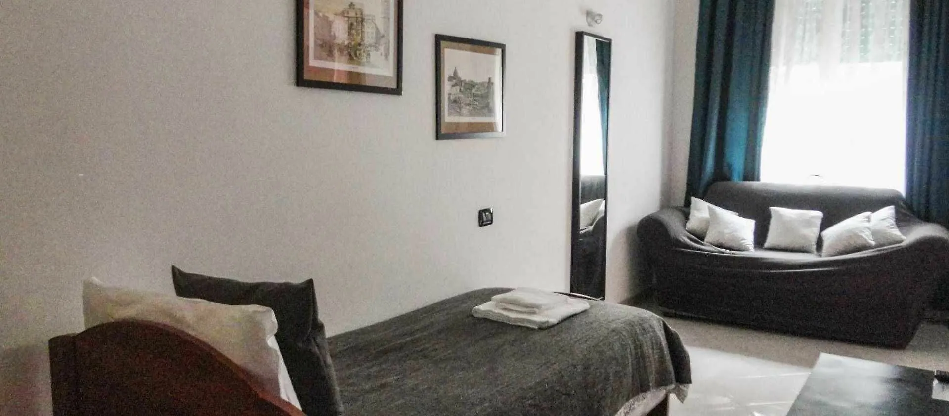 Suites Holiday Rooms Roma 0*,